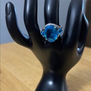 Elegant Blue Gemstone Ring
